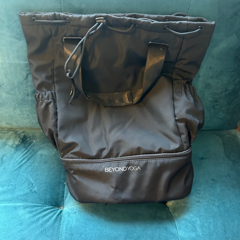Convertible Gym Bag - Picture 8 of 9